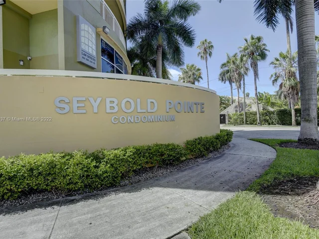 816 NW 11th St # 809, Miami FL 33136