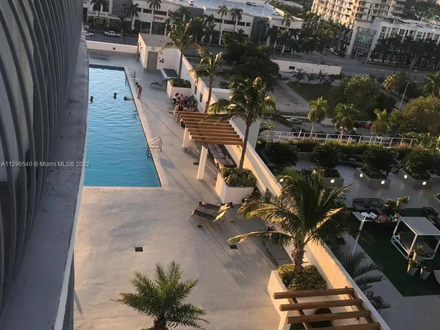 1750 N Bayshore Dr # 1605, Miami FL 33132