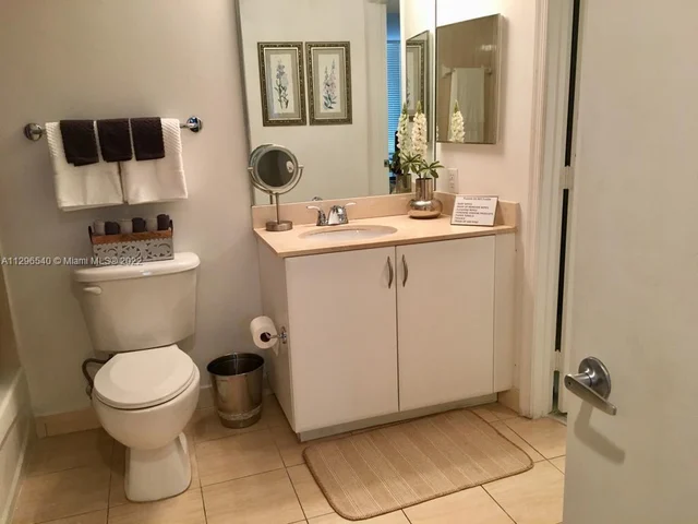 1750 N Bayshore Dr # 1605, Miami FL 33132