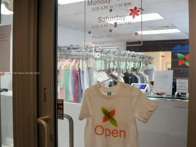 1750 N Bayshore Dr # 1605, Miami FL 33132