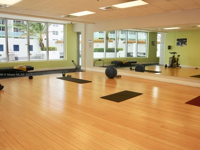 1750 N Bayshore Dr # 1605, Miami FL 33132