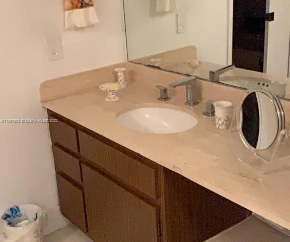 251 Crandon Blvd # 929, Key Biscayne FL 33149