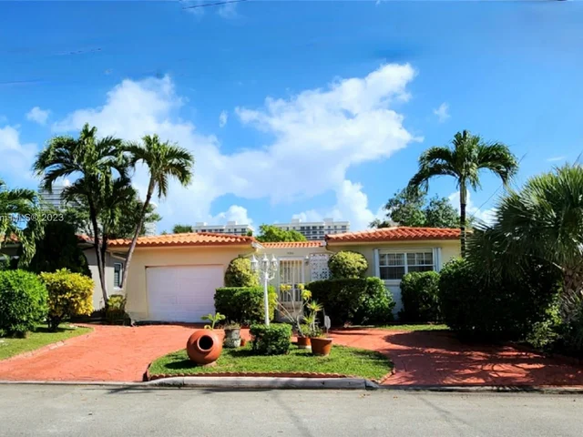 9541 Byron Ave, Surfside FL 33154