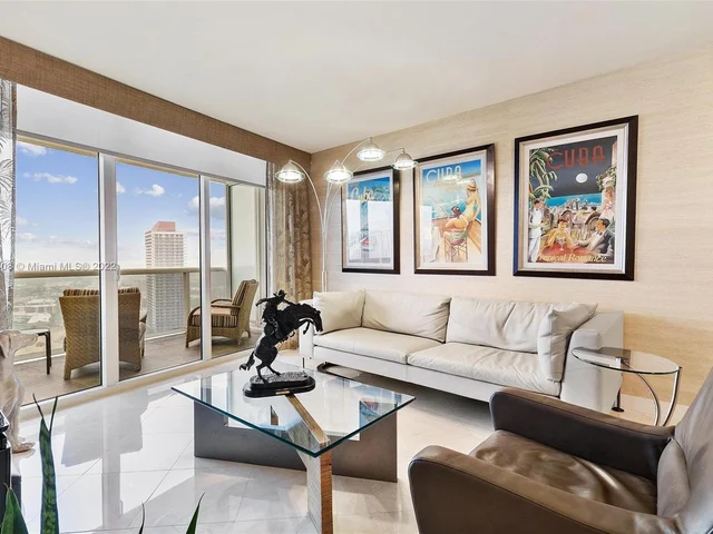 1800 S Ocean Dr # 2506, Hallandale Beach FL 33009
