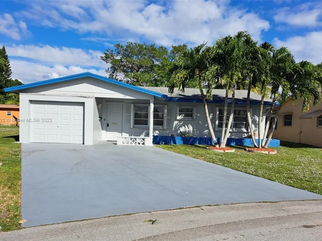 7313 NW 62nd St, Tamarac FL 33321