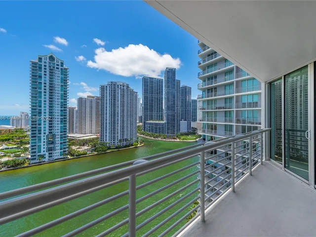 335 S Biscayne Blvd # 2203, Miami FL 33131