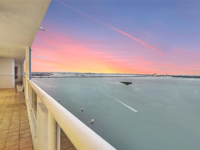 1717 N Bayshore Dr, Miami FL 33132