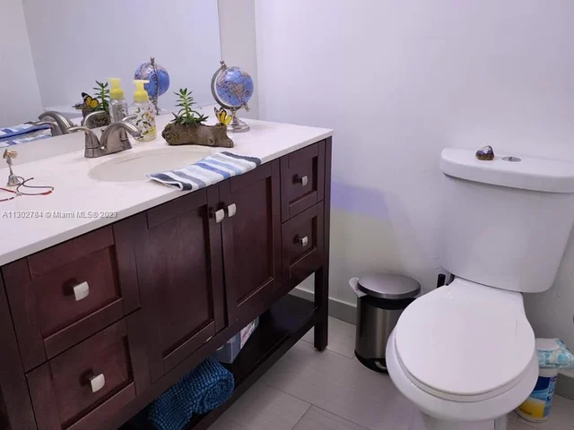 9500 W Bay Harbor Dr # 4F, Bay Harbor Islands FL 33154