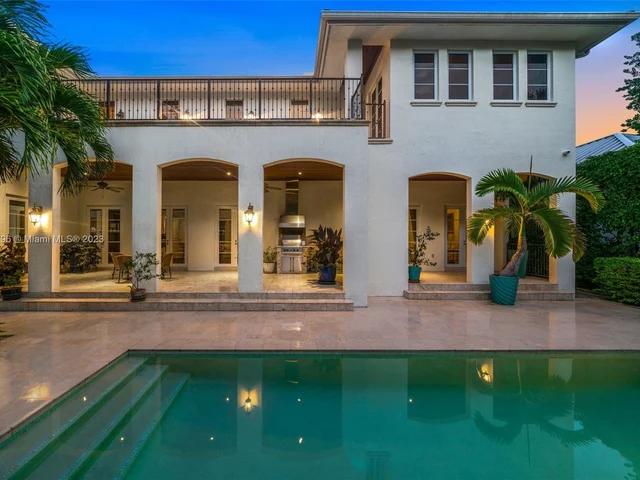 7406 SW 52nd Ct, Miami FL 33143