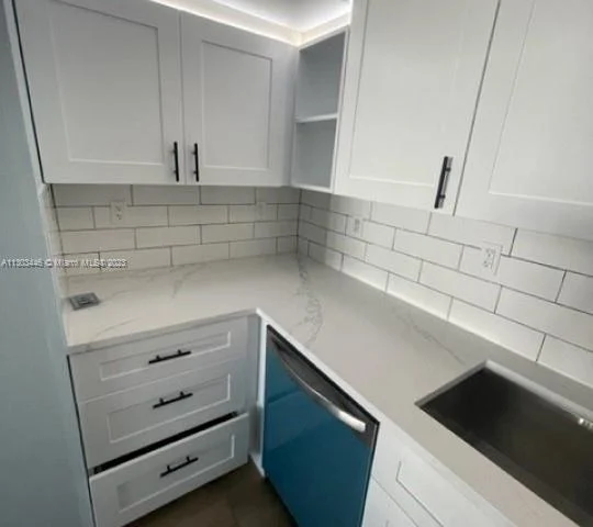 3716 NE 168th St # 303, North Miami Beach FL 33160