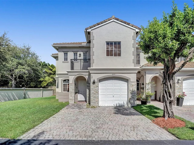 8301 SW 124th Ave # 101, Miami FL 33183