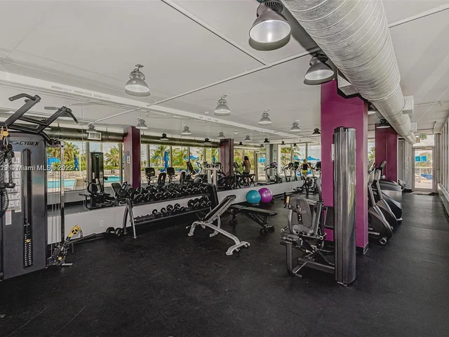 100 Lincoln Rd # 424, Miami Beach FL 33139