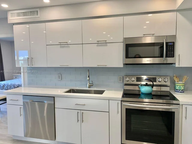 300 Diplomat Pkwy # 604, Hallandale Beach FL 33009