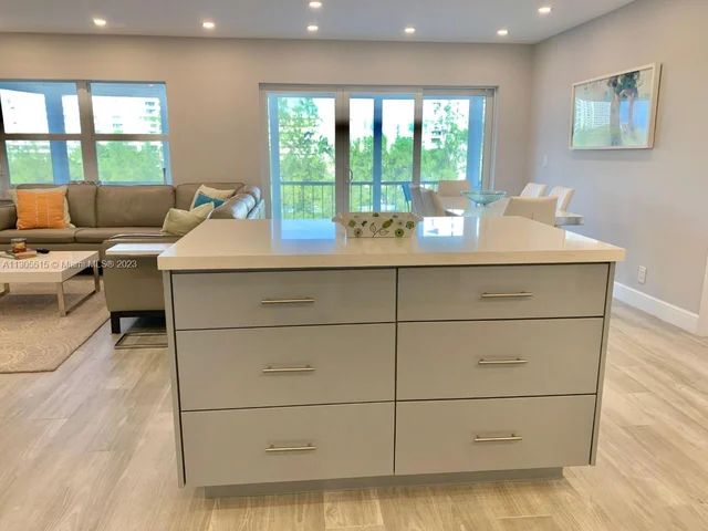 300 Diplomat Pkwy # 604, Hallandale Beach FL 33009