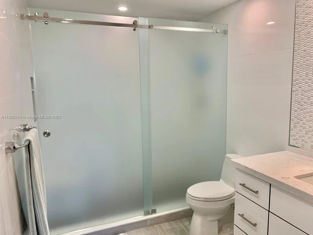 300 Diplomat Pkwy # 604, Hallandale Beach FL 33009