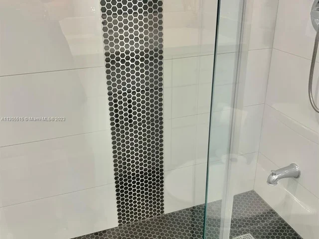 300 Diplomat Pkwy # 604, Hallandale Beach FL 33009