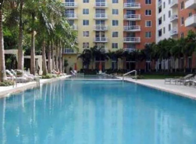 2775 NE 187th St # 413, Aventura FL 33180