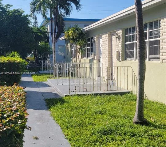 750 84th St # 4, Miami Beach FL 33141