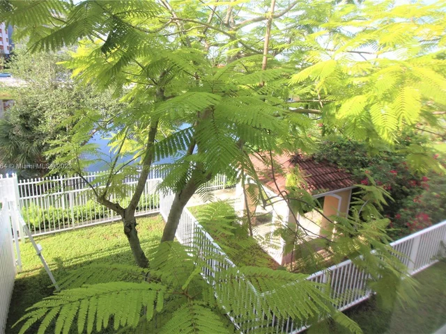 2034 NE 167th St # 133, North Miami Beach FL 33162