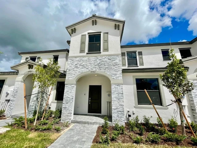 14761 SW 181st Ter, Miami FL 33187