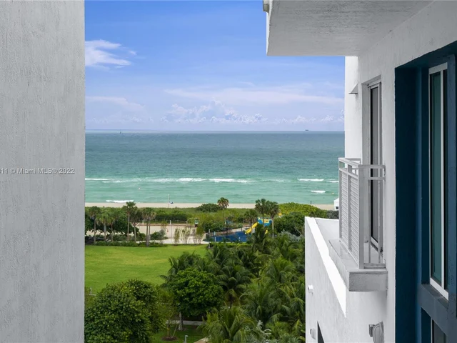 7600 Collins Ave # 1001, Miami Beach FL 33141