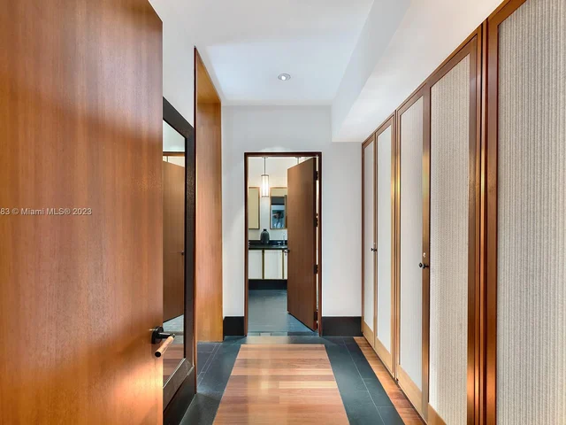 101 20th St, Miami Beach FL 33139