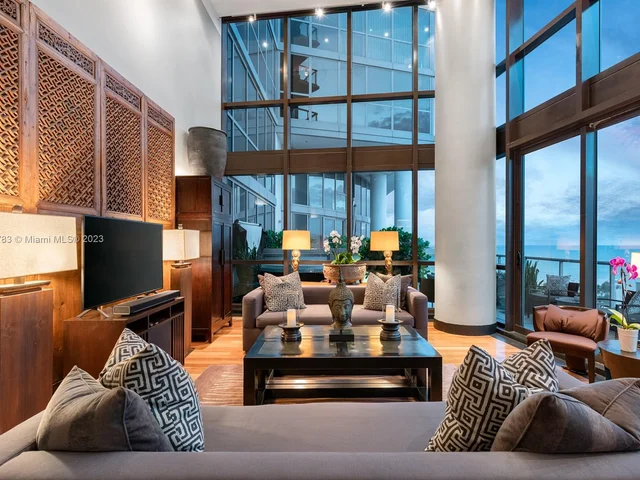 101 20th St, Miami Beach FL 33139