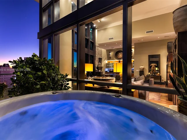 101 20th St, Miami Beach FL 33139