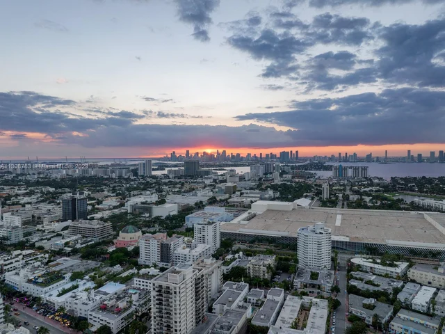 101 20th St, Miami Beach FL 33139