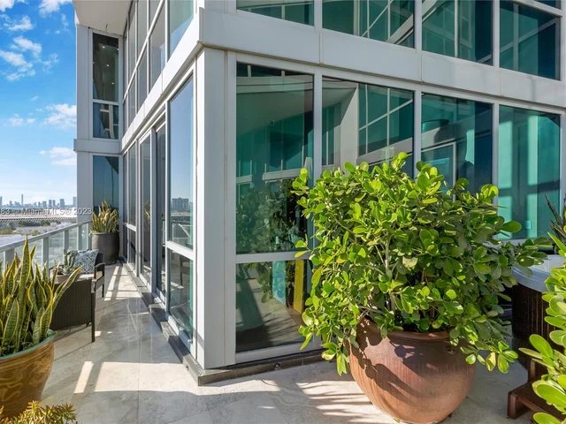 101 20th St, Miami Beach FL 33139