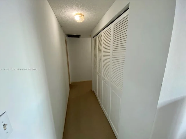 500 Bayview Dr # 426, Sunny Isles Beach FL 33160