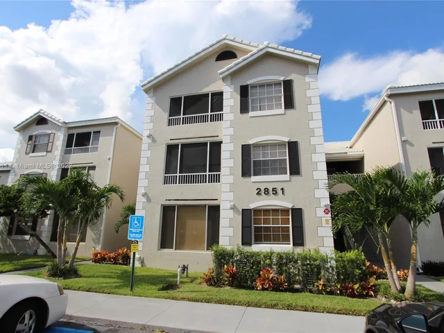 2851 N Oakland Forest Dr # 103, Oakland Park FL 33309