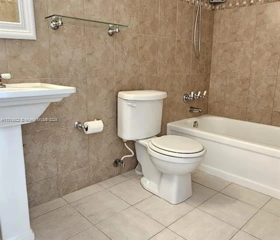 2750 NE 183rd St # 1411, Aventura FL 33160