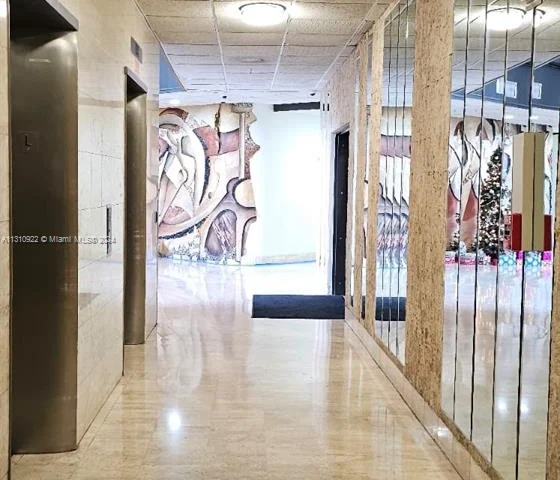 2750 NE 183rd St # 1411, Aventura FL 33160