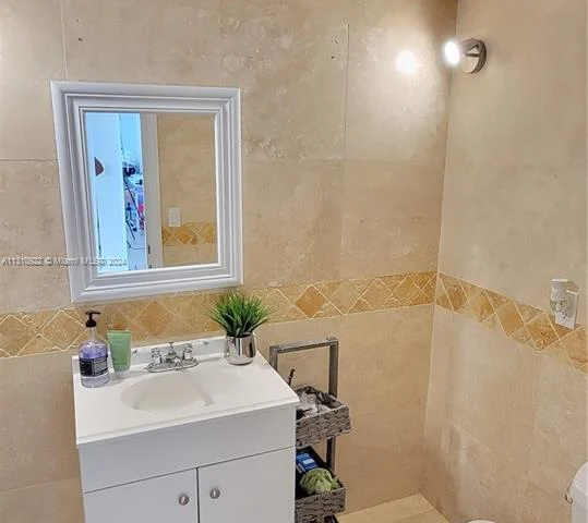 2750 NE 183rd St # 1411, Aventura FL 33160