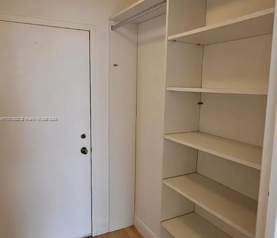 2750 NE 183rd St # 1411, Aventura FL 33160