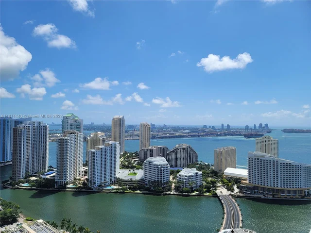950 Brickell Bay Dr # 4108, Miami FL 33131