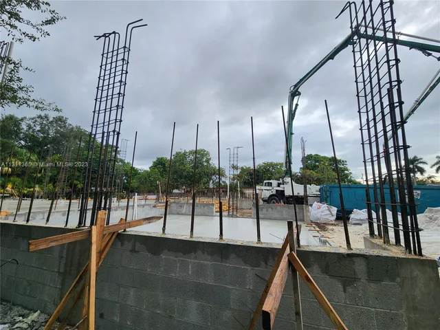 8735 SW 107th St, Miami FL 33176