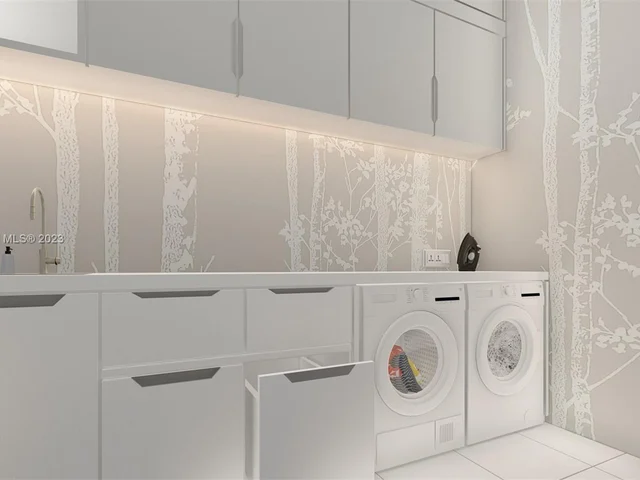 8735 SW 107th St, Miami FL 33176