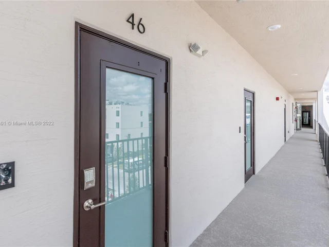 4640 NW 84 AVE # 46, Doral FL 33166