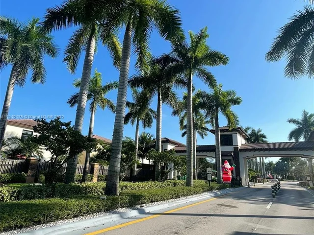 8783 NW 98th Ave # 8783, Doral FL 33178