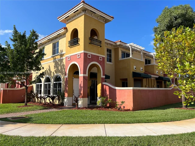 2987 NW 35th Ave # 2987, Lauderdale Lakes FL 33311