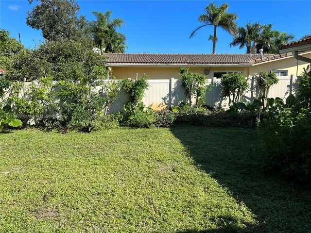 4831 Taylor St, Hollywood FL 33021