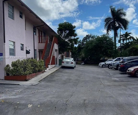 2920 Pierce St # 7, Hollywood FL 33020