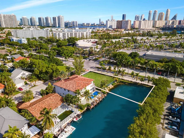 3460 NE 164th St, North Miami Beach FL 33160