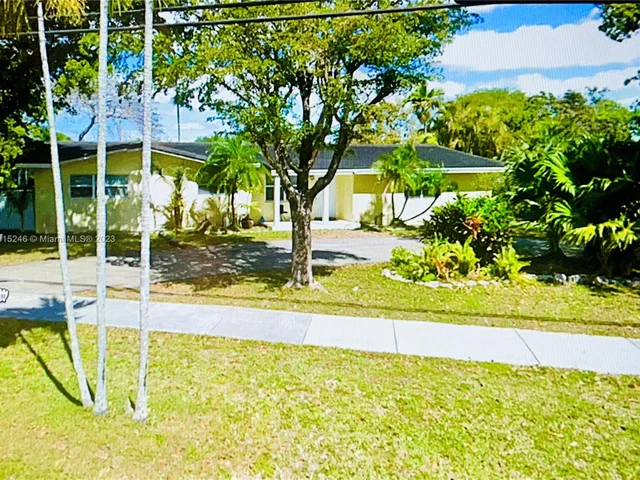 13550 SW 99th Pl, Miami FL 33176