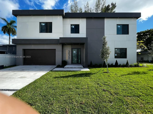 231 SW 10 Ter, Hallandale Beach FL 33009