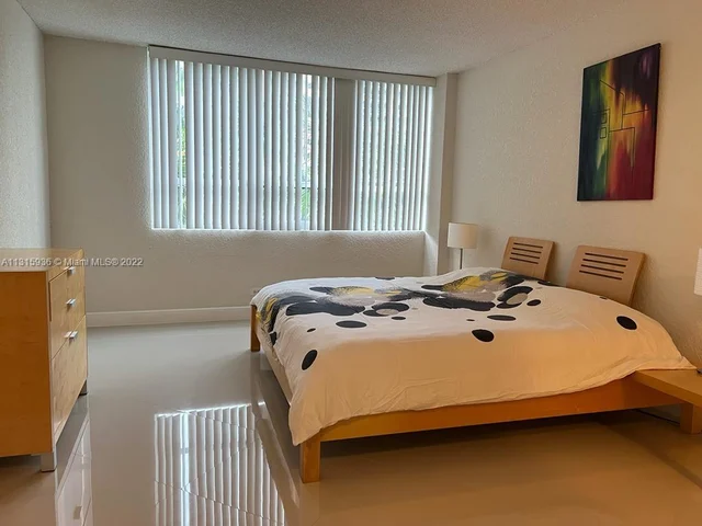 1500 Bay Rd # 1500, Miami Beach FL 33139