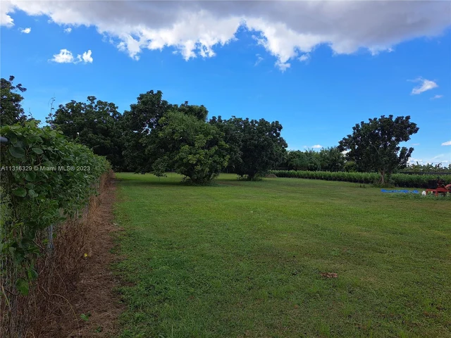 23400 SW 217th Ave, Homestead FL 33031