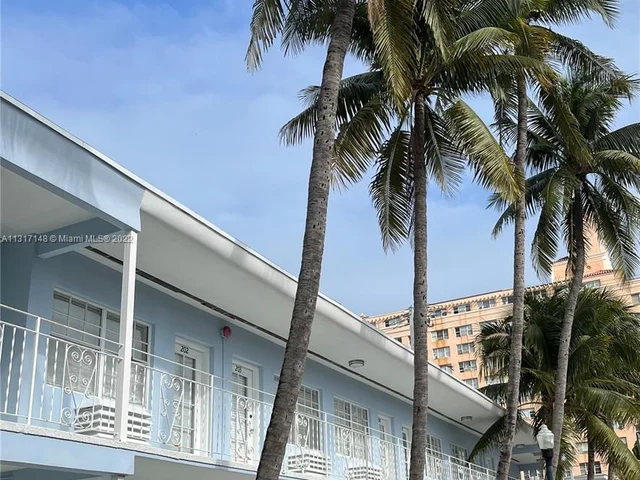 635 8th St # 206, Miami Beach FL 33139